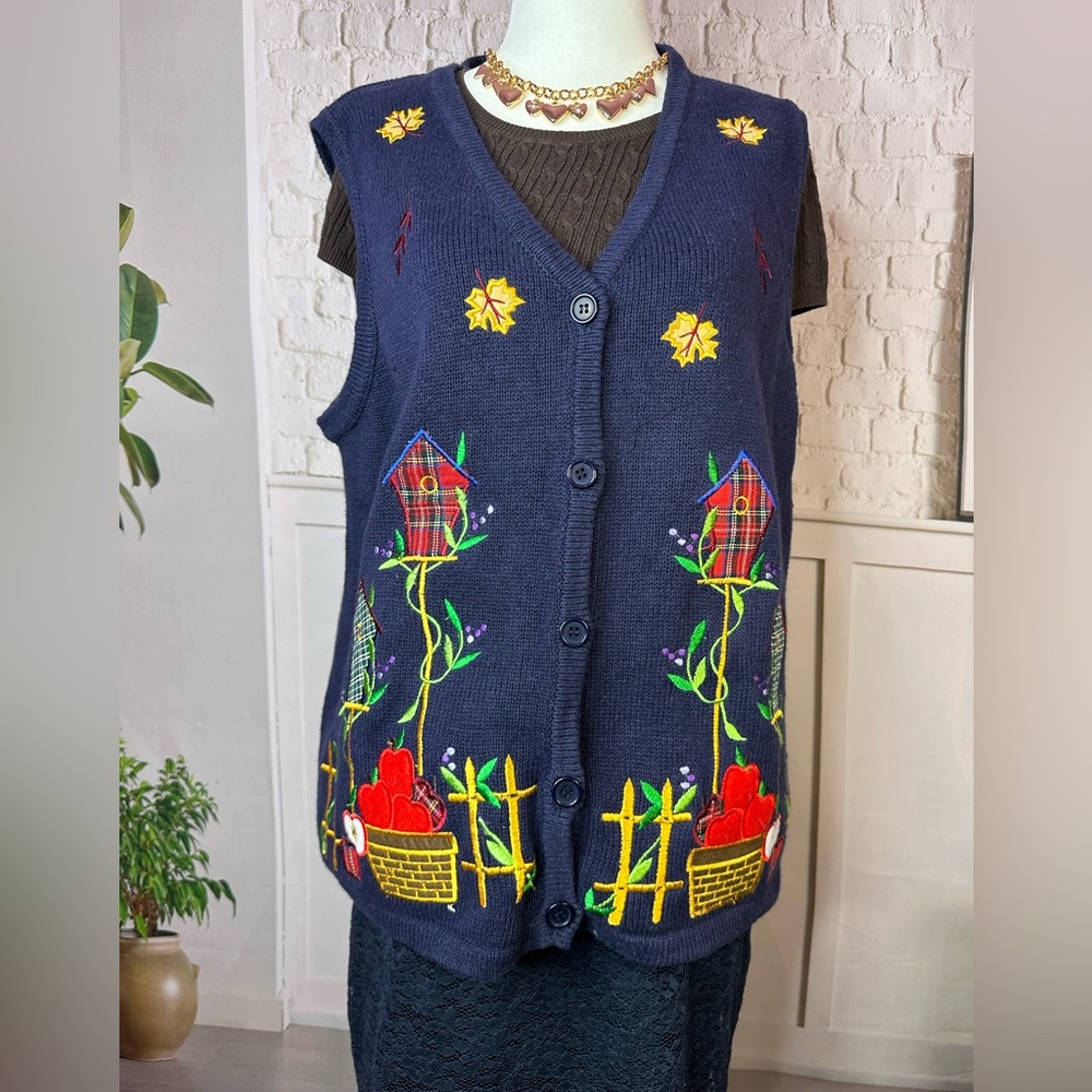 Basic edition fall Colorful Embroidered Button-Up Vest xl